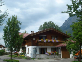 Отель Landhaus Alpensee 2  Оберстдорф